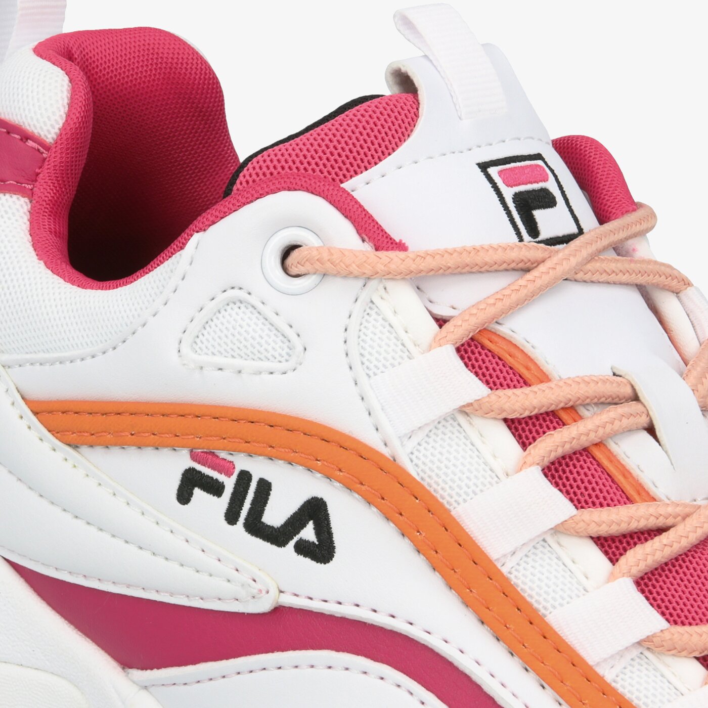 Damskie sneakersy (buty) FILA RAY CB LOW WMN 101076491h kolor biały