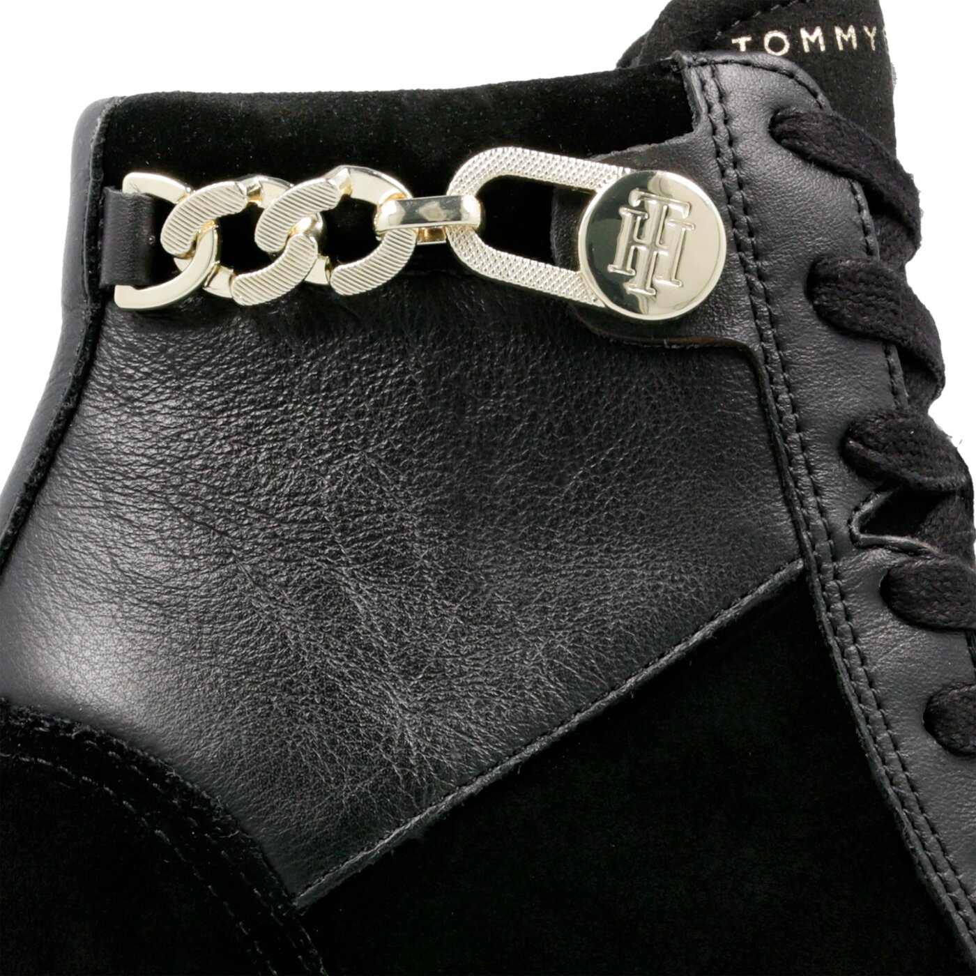 Damskie sneakersy (buty) TOMMY HILFIGER TOMMY CHAIN DRESS SNEAKER fw0fw03332990 kolor czarny