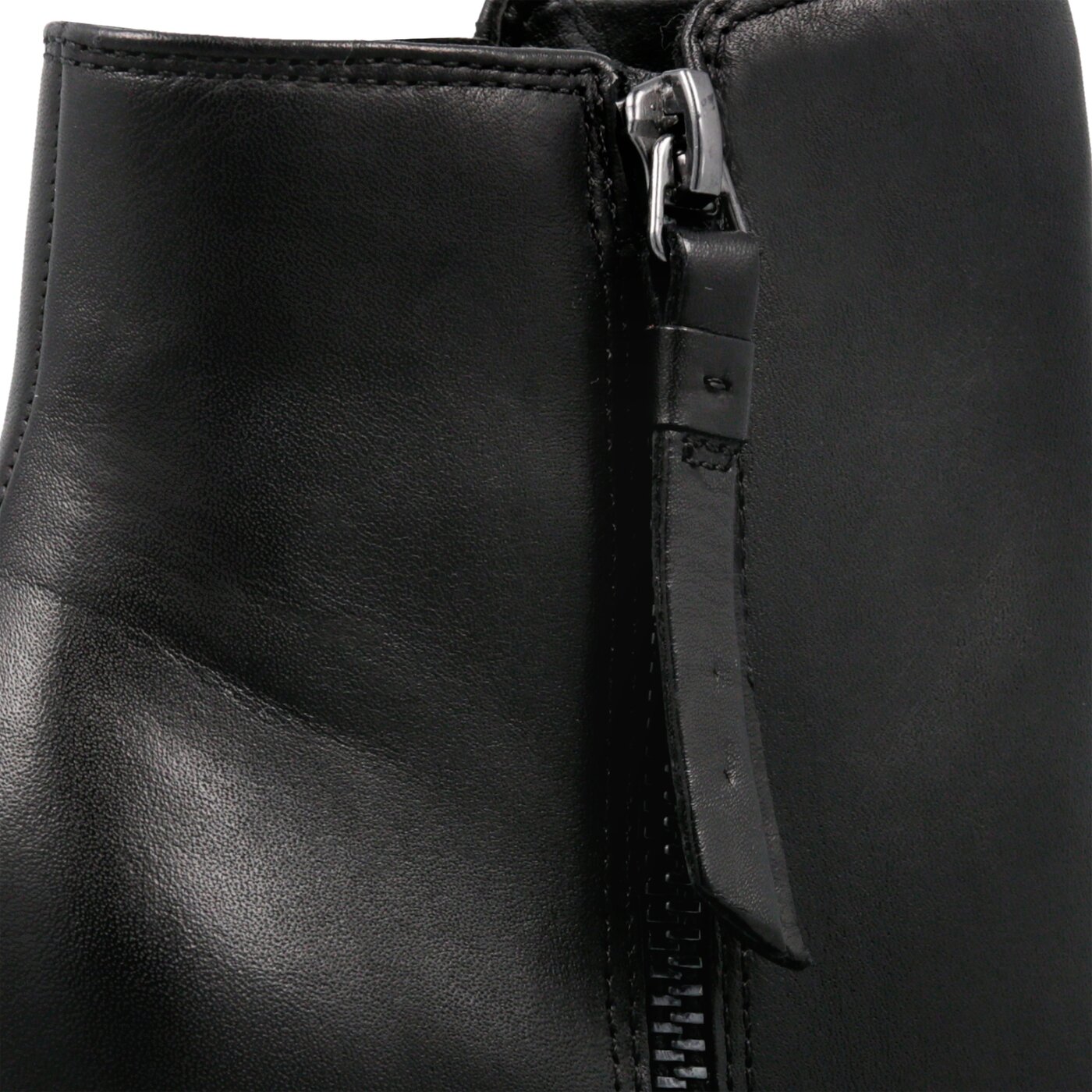 Damskie botki / sztyblety CLARKS CALLA BLOSSOM 26136038 kolor czarny