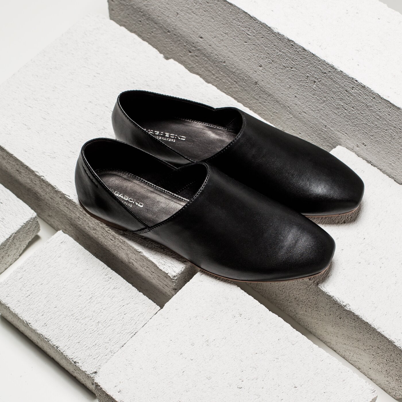 Damskie baleriny (buty) VAGABOND AYDEN #4305-001-20# kolor czarny