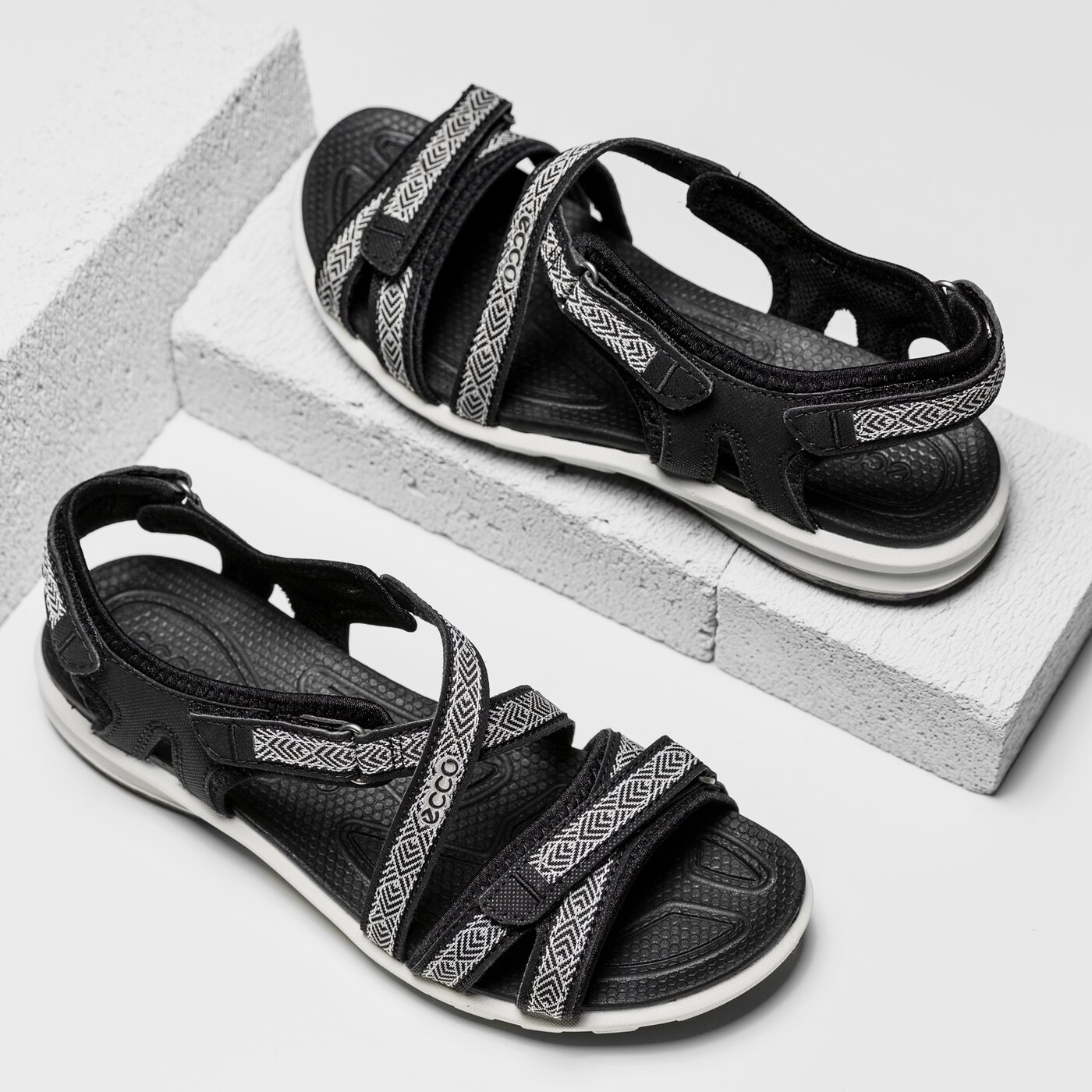 Damskie sandały ECCO CRUISE 84155300001 kolor czarny