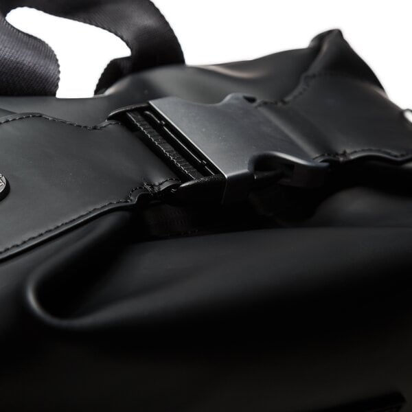 Damski plecak HUNTER PLECAK TOPCLIP-RUBBERISED LEATHER ubb2022lrsblk kolor czarny