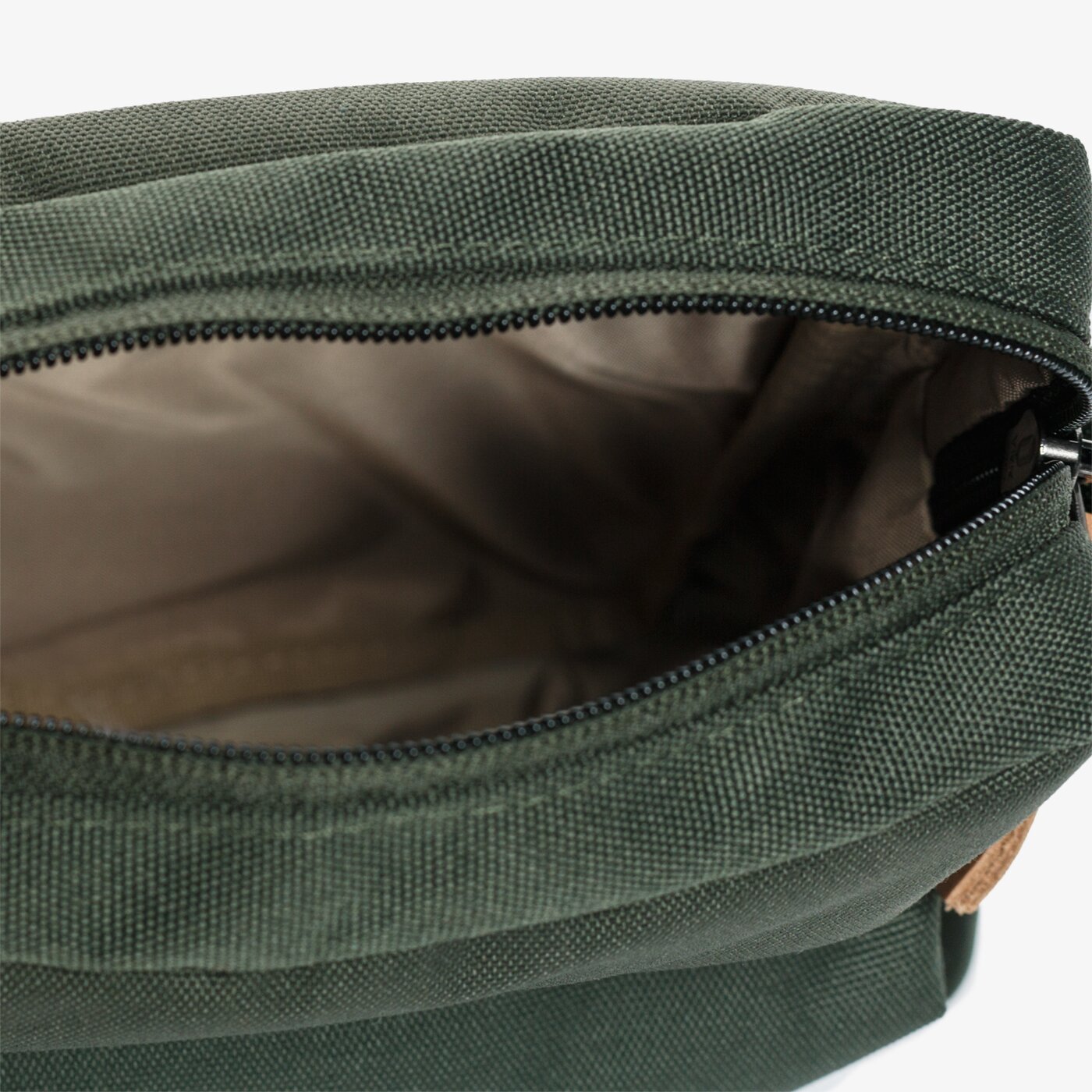 TIMBERLAND TORBA LARGE CROSS BODY tb0a1d1yu311 kolor zielony