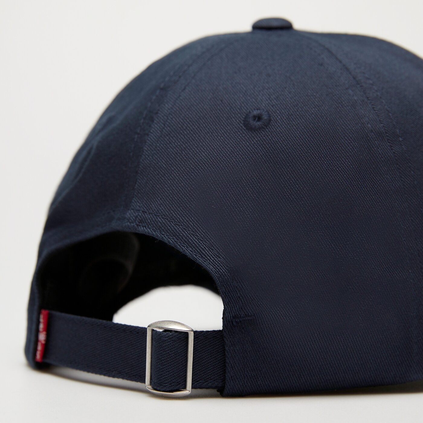 Damska czapka z daszkiem LEVI'S CZAPKA HOUSEMARK FLEXFIT CAP d7723-0003 kolor granatowy