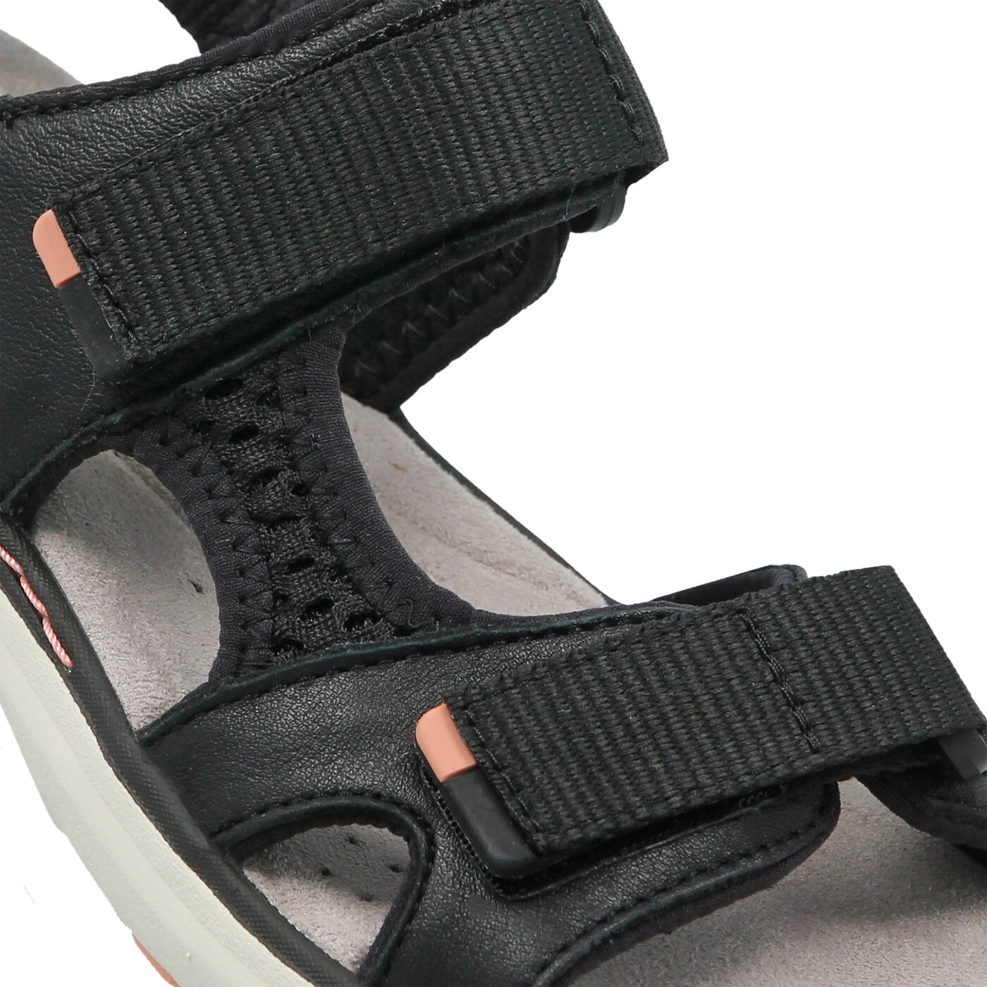 Damskie sandały CLARKS UN ROAM STEP 26132423 kolor czarny