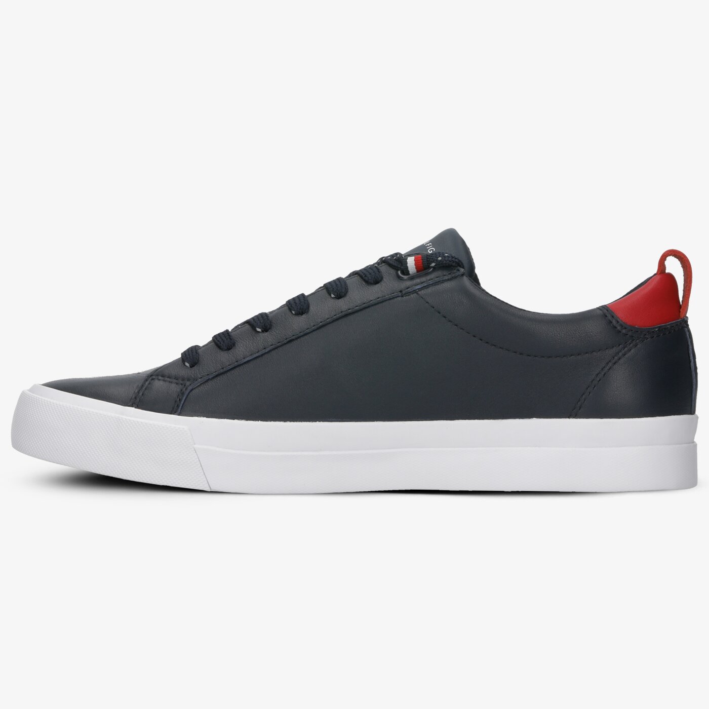 Męskie trampki TOMMY HILFIGER FLAG DETAIL LEATHER SNEAKER fm0fm02576cjm kolor granatowy