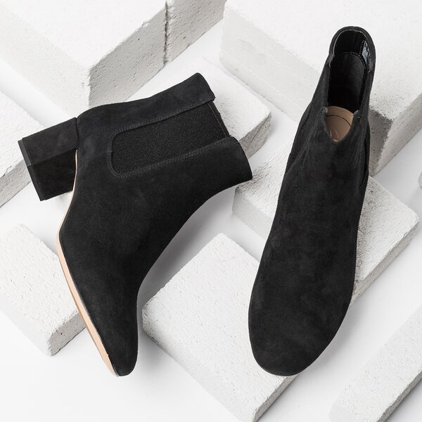 Damskie botki / sztyblety CLARKS ORABELLA ANNA 26128114 kolor czarny