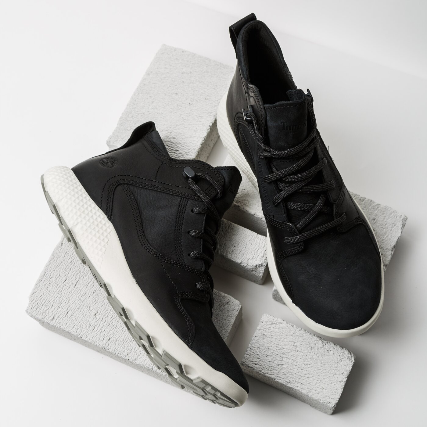 Męskie sneakersy (buty) TIMBERLAND FLYROAM LEATHER HIKER ca1svr kolor czarny