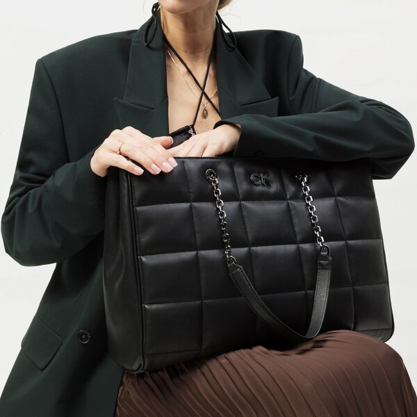 Damska torebka CALVIN KLEIN TOREBKA RE-LOCK QUILT TOTE LG k60k610457bax kolor czarny