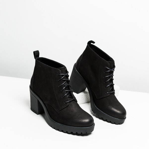 Damskie botki / sztyblety VAGABOND GRACE 442845020 kolor czarny