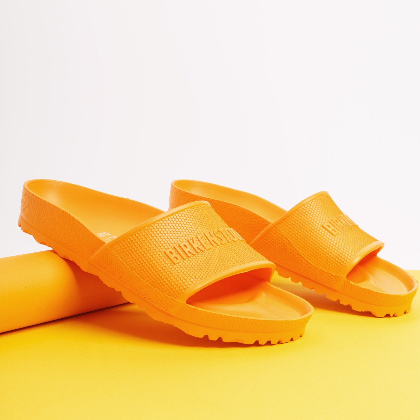 Damskie klapki BIRKENSTOCK BARBADOS EVA 1015486 kolor pomarańczowy