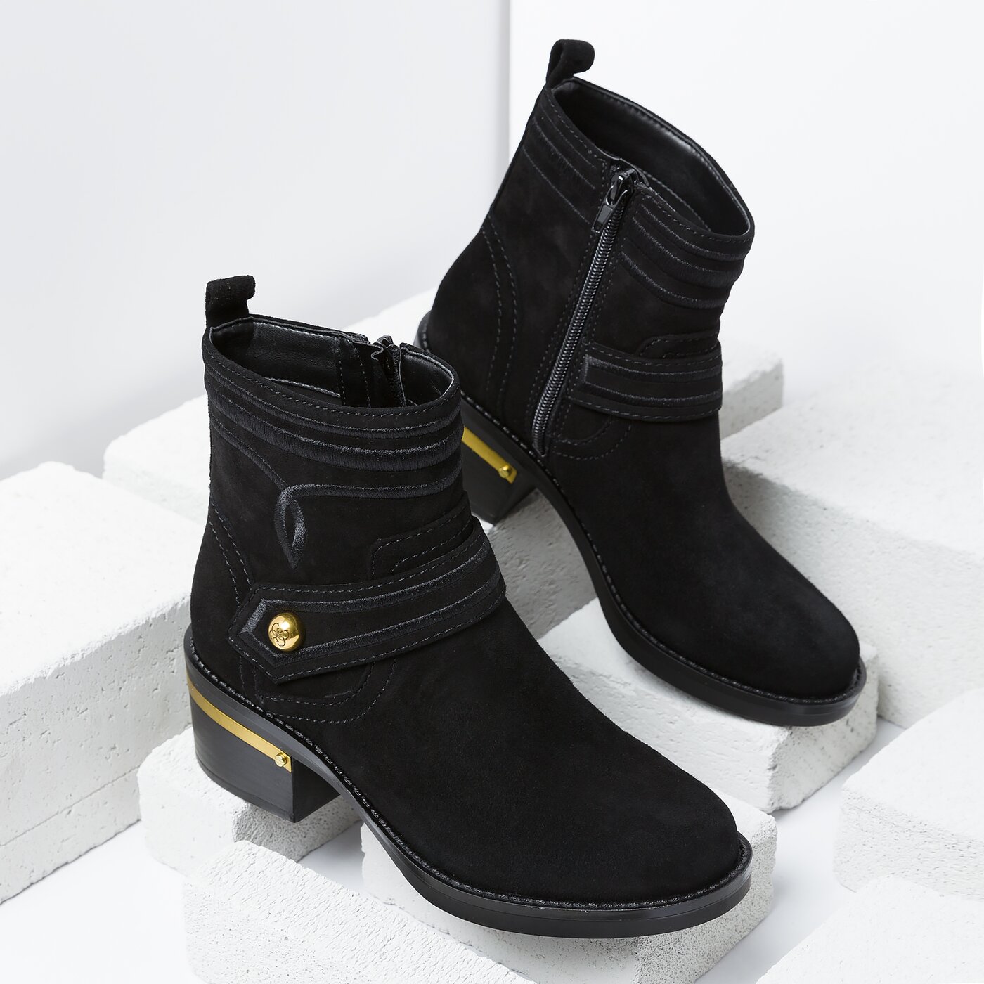 Damskie botki / sztyblety GUESS FASHION flfs23sue10black kolor czarny