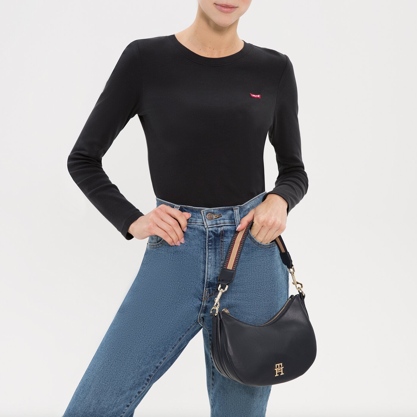 Damska torebka TOMMY HILFIGER TOREBKA TOMMY LIFE SHOULDER BAG aw0aw13135dw6 kolor czarny