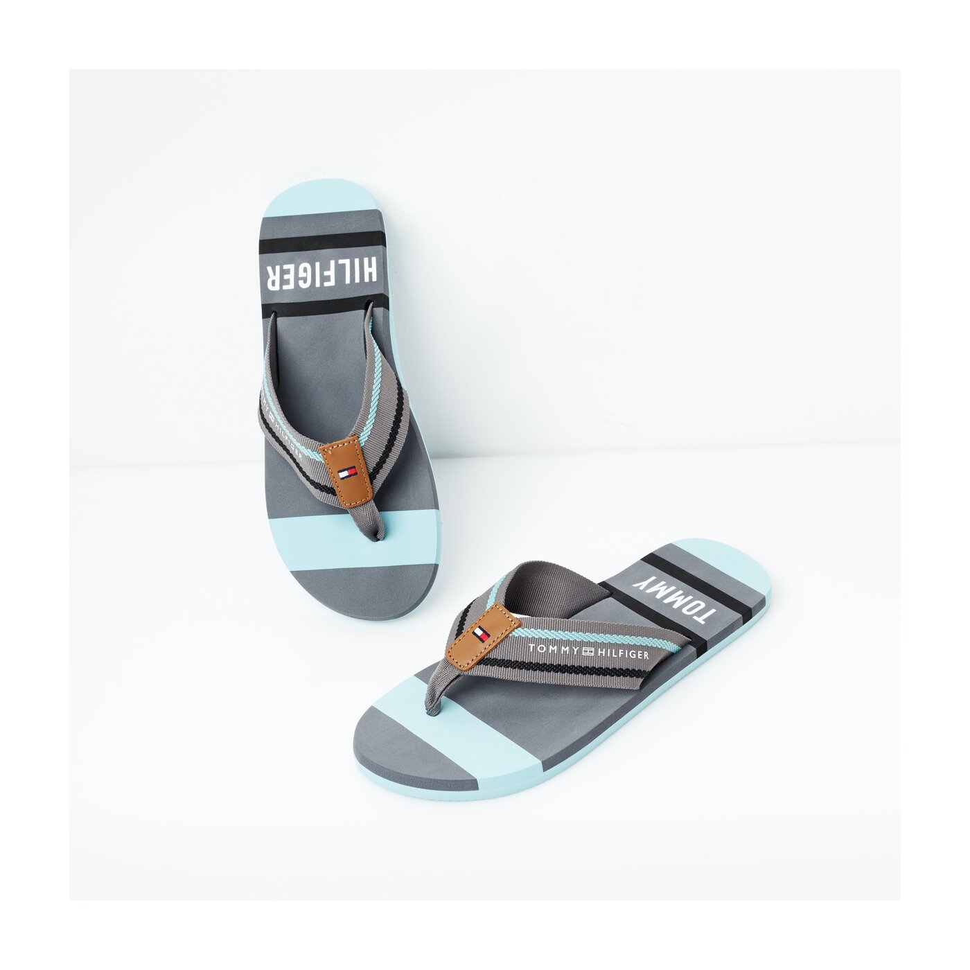 Męskie klapki TOMMY HILFIGER FLOYD 36 fm0fm02085447 kolor szary