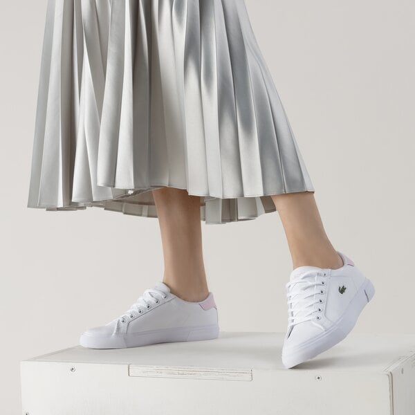 Damskie trampki LACOSTE LEROND PLUS 0722 1 CFA 743cfa00111y9 kolor biały