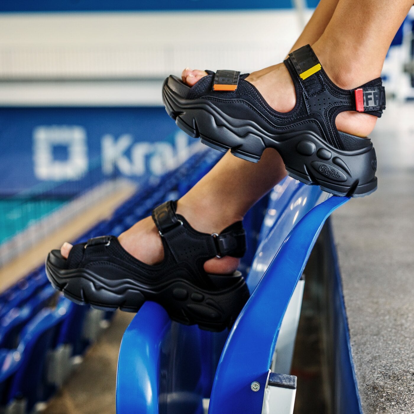 Damskie sandały BUFFALO BINARY 0 1602031 kolor czarny