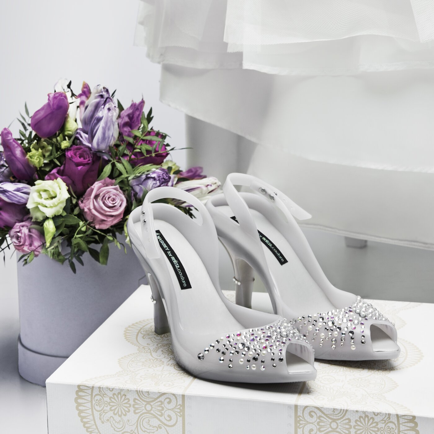 Damskie szpilki / czółenka MELISSA LADY DRAGON WEDDING 3157901800 kolor biały