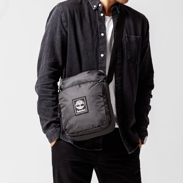 TIMBERLAND TORBA SMALL CROSS BODY tb0a2fhs0011 kolor czarny