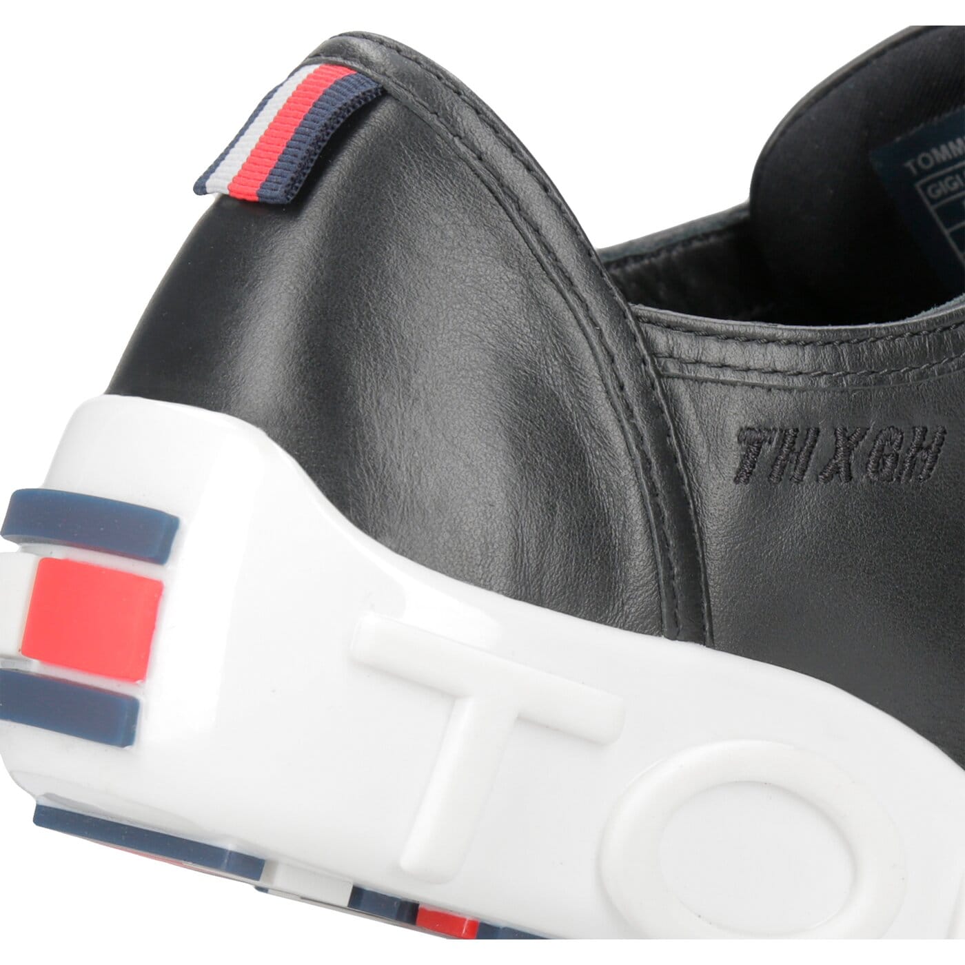Damskie sneakersy (buty) TOMMY HILFIGER GIGI HADID SNEAKER fw0fw02850990 kolor czarny