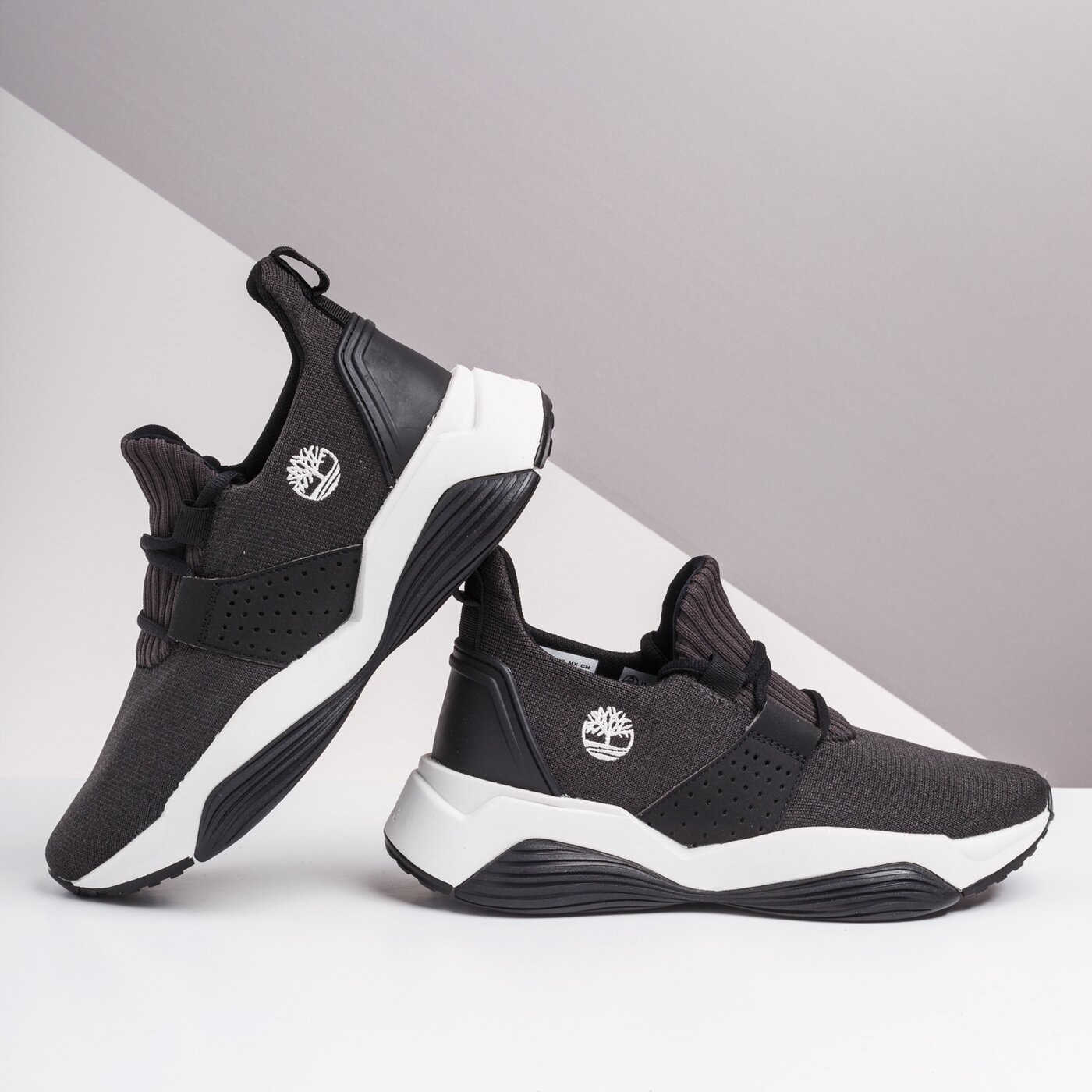 Damskie sneakersy (buty) TIMBERLAND EMERALD BAY KNIT SNEAKER tb0a2amx0011 kolor czarny