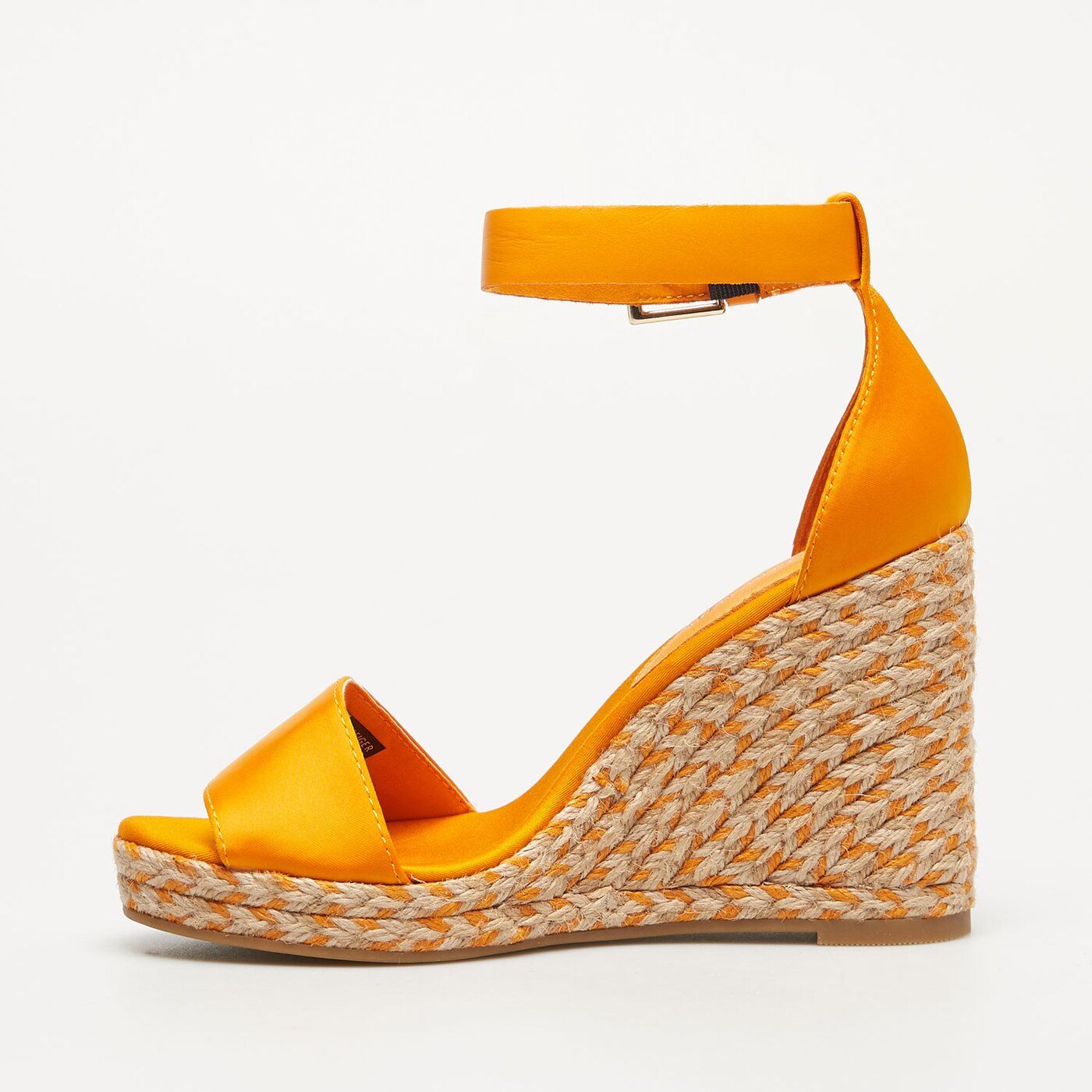 Damskie szpilki / czółenka TOMMY HILFIGER COLORFUL HIGH WEDGE SATIN SANDAL fw0fw07914sg3 kolor pomarańczowy