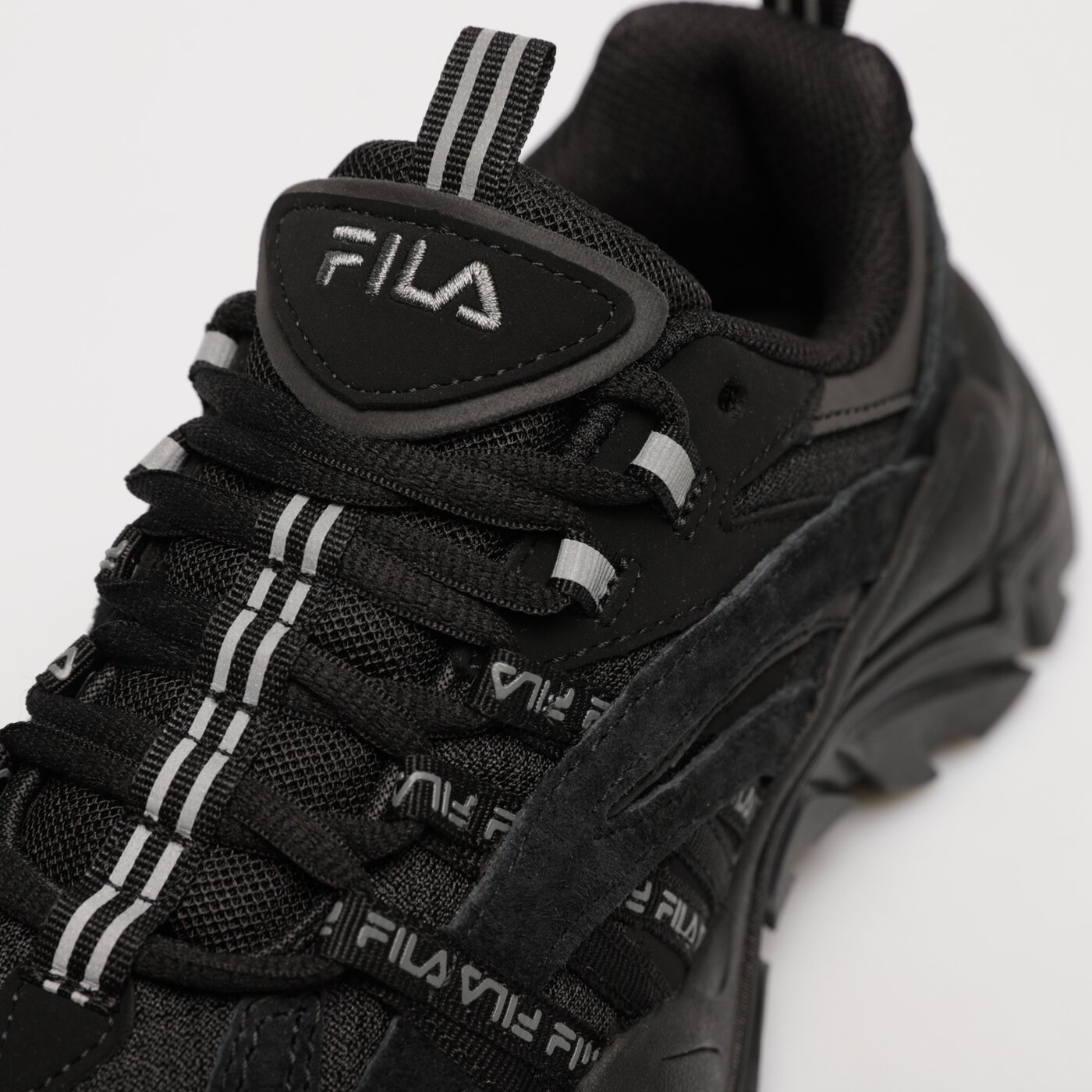 Damskie sneakersy (buty) FILA ELECTROVE 5rm02563002 kolor czarny
