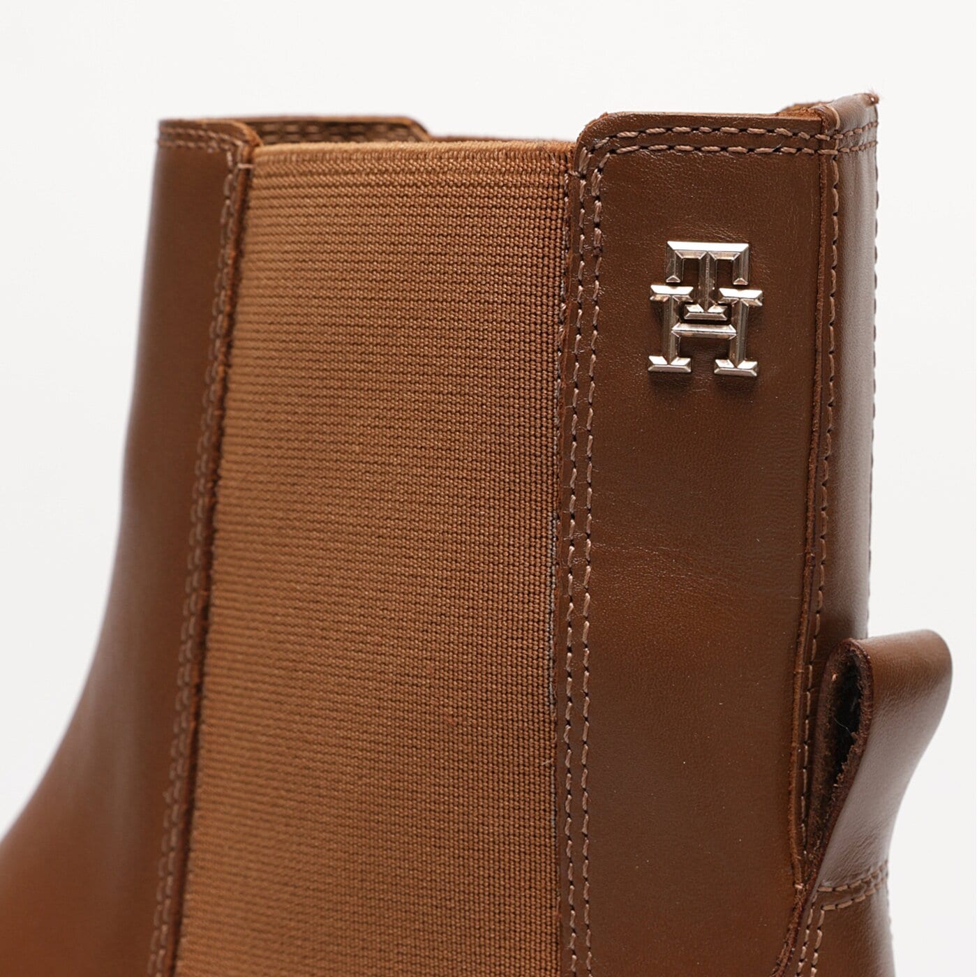 Damskie botki / sztyblety TOMMY HILFIGER ELEVATED ESSENTIAL BOOTIE fw0fw07483gtu kolor brązowy