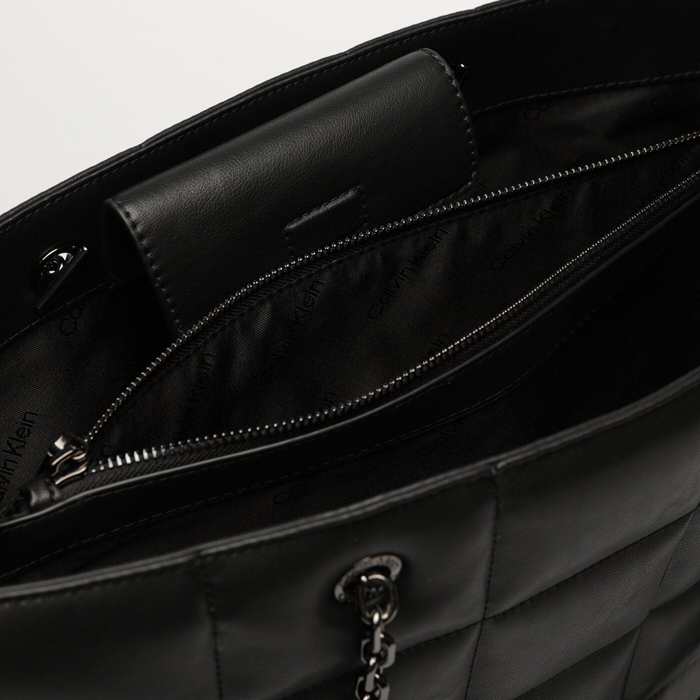 Damska torebka CALVIN KLEIN TOREBKA RE-LOCK QUILT TOTE LG k60k610457bax kolor czarny