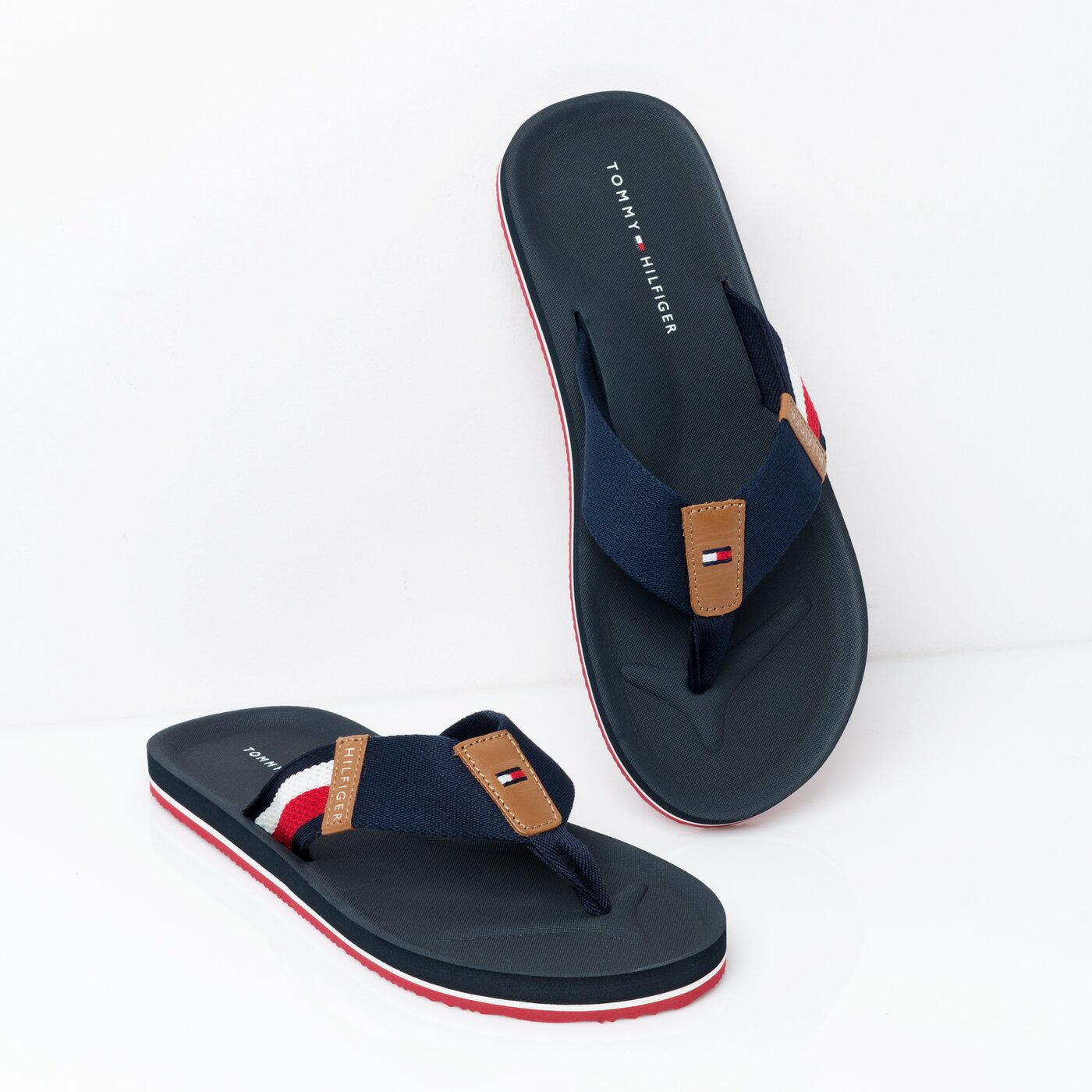 Męskie klapki TOMMY HILFIGER BRIAN 14 fm0fm02079403 kolor granatowy