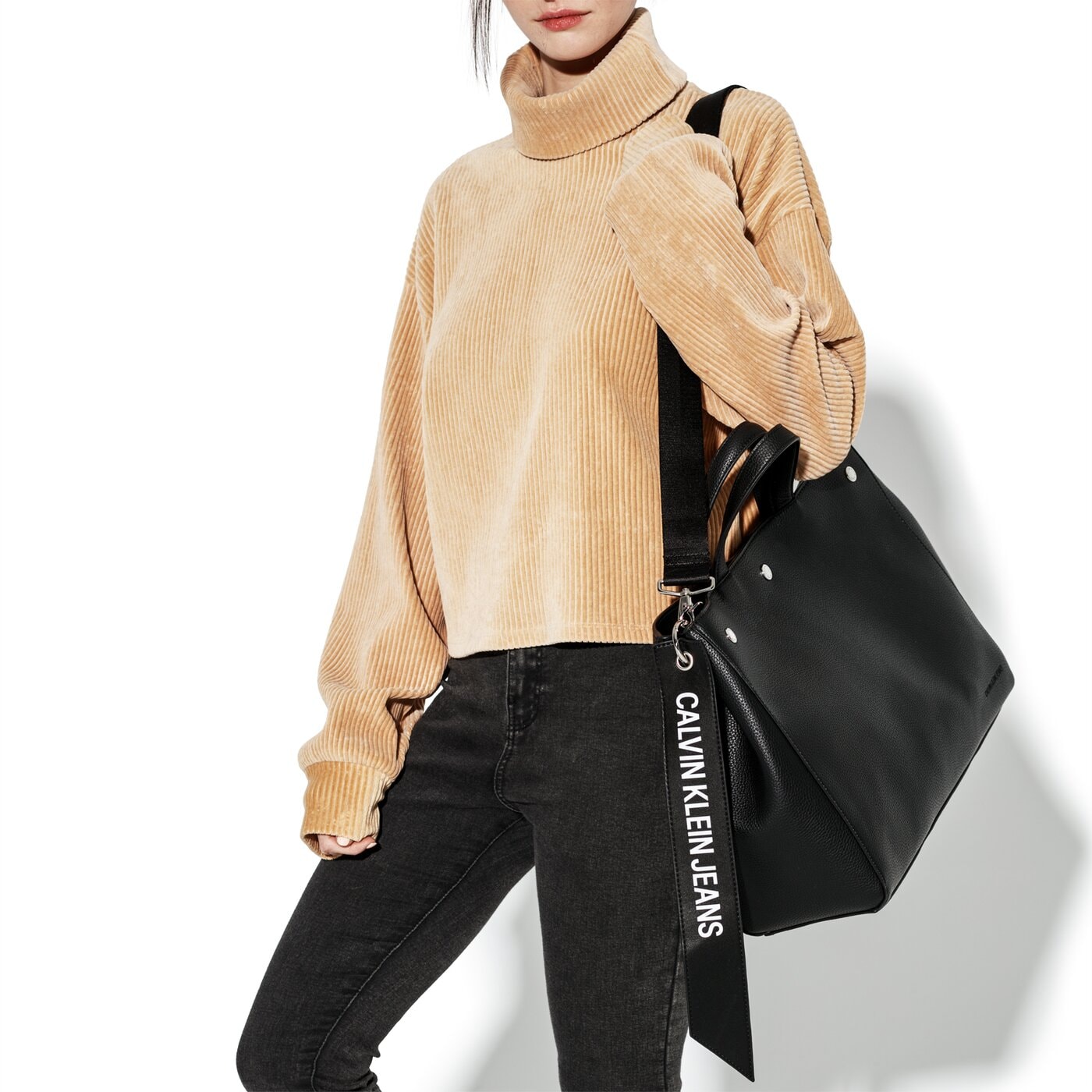 Damska torebka CALVIN KLEIN TOREBKA LOGO BANNER EW T BOTTOM TOTE k40k400821001 kolor czarny