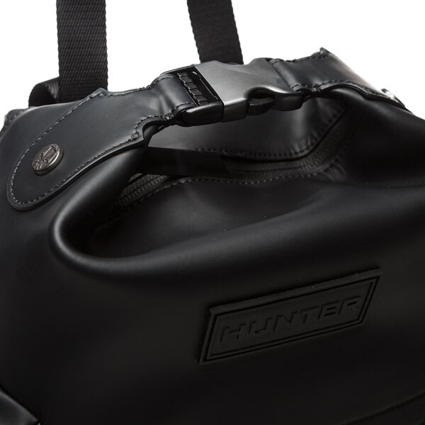 Damski plecak HUNTER PLECAK TOPCLIP-RUBBERISED LEATHER ubb5010lrsblk kolor czarny