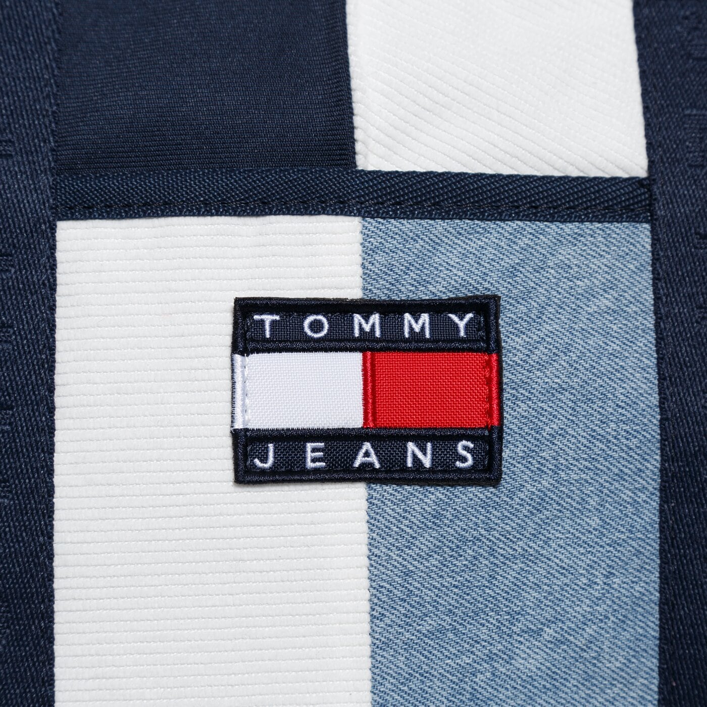 Damska torebka TOMMY HILFIGER TOREBKA TJW HERITAGE TOTE CORP aw0aw124120gy kolor multicolor