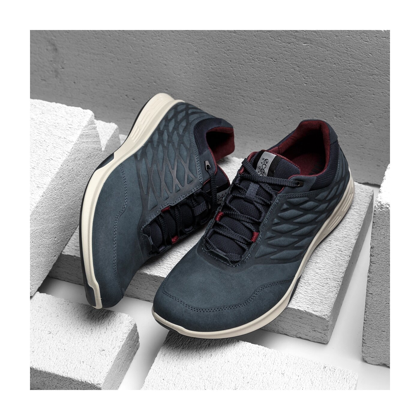 Męskie półbuty ECCO EXCEED 87000402038 kolor granatowy