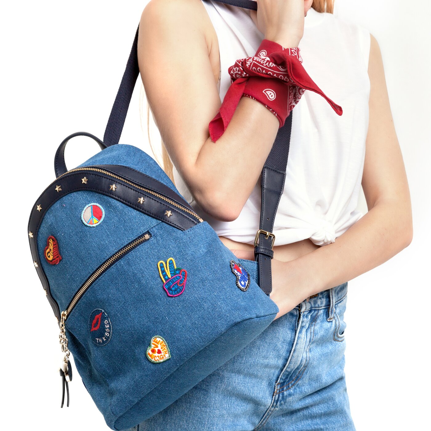 Damski plecak TOMMY HILFIGER PLECAK GIGI HAD ID BACKPAC aw0aw03910905 kolor granatowy