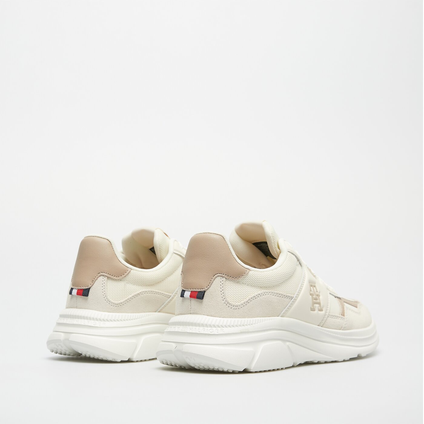 Męskie sneakersy (buty) TOMMY HILFIGER MODERN RUNNER MIX fm0fm04937aef kolor biały