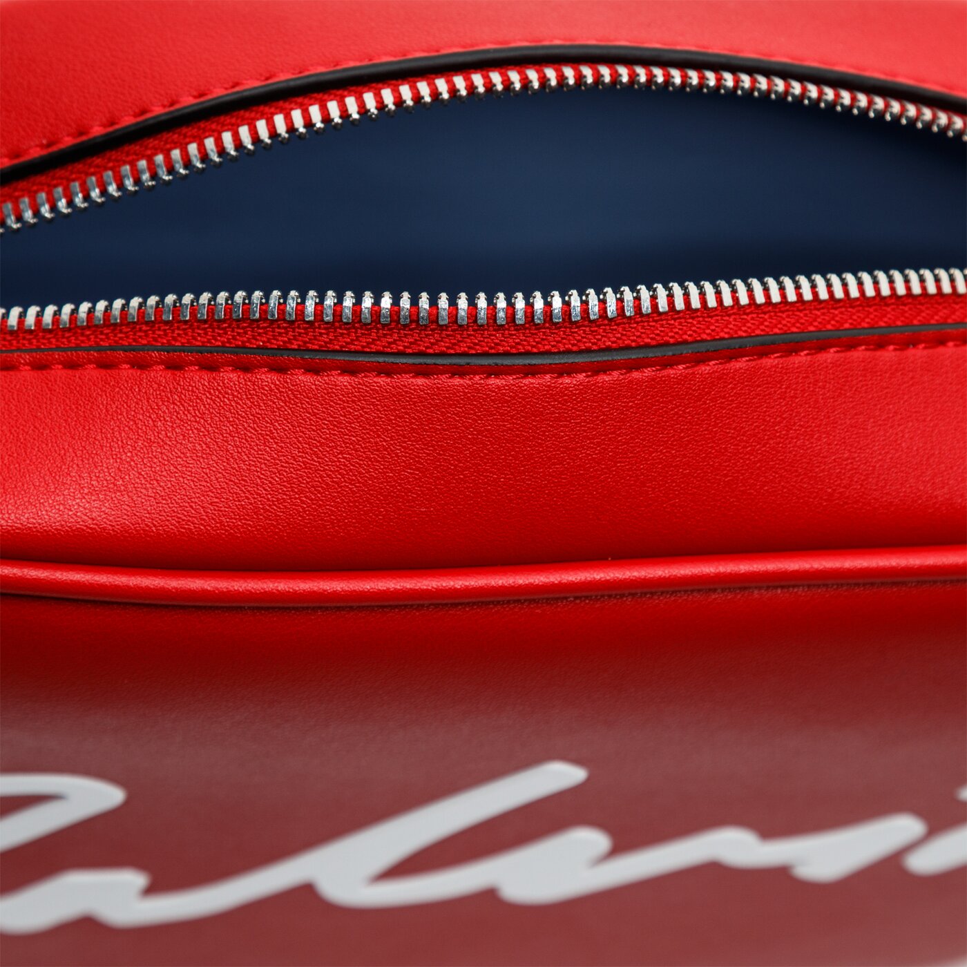 Damska torebka CALVIN KLEIN TOREBKA SCULPTED LARGE CAMERA BAG k60k606573xa9 kolor czerwony